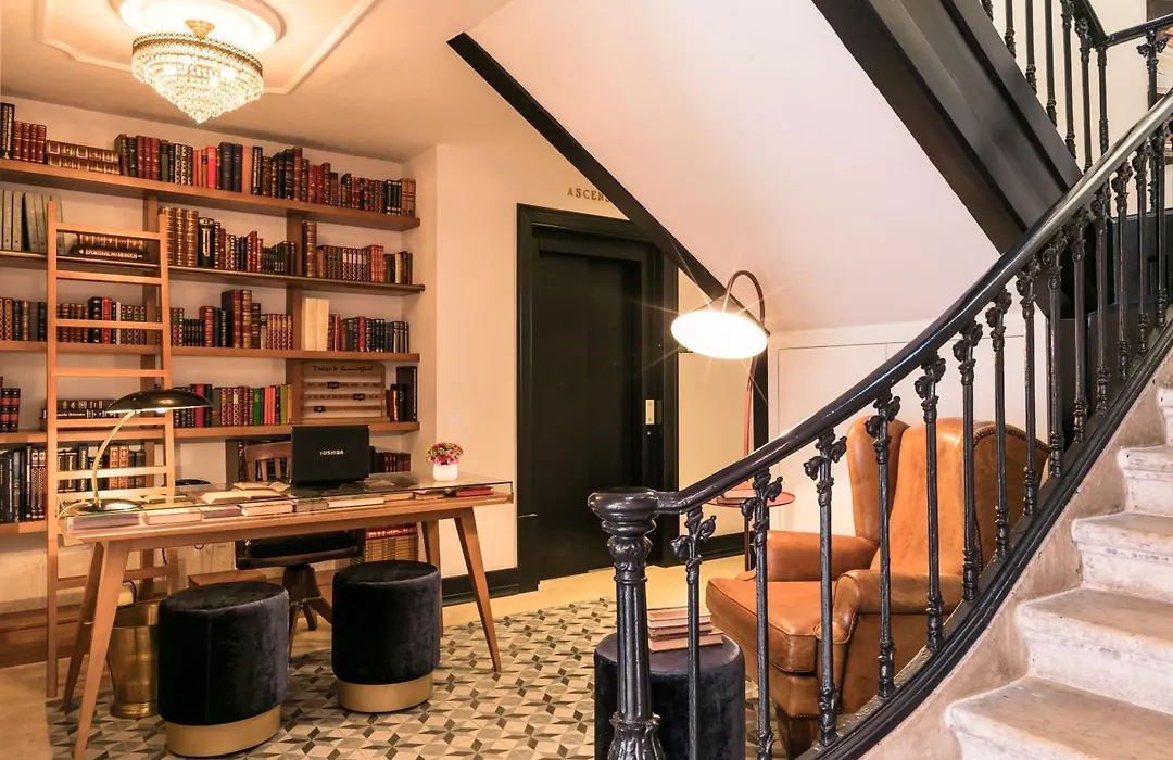 Almaria - Ex Libris Apartments | Chiado-1